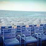 Center - Bright Studio Balcony Wifi & Aircon *