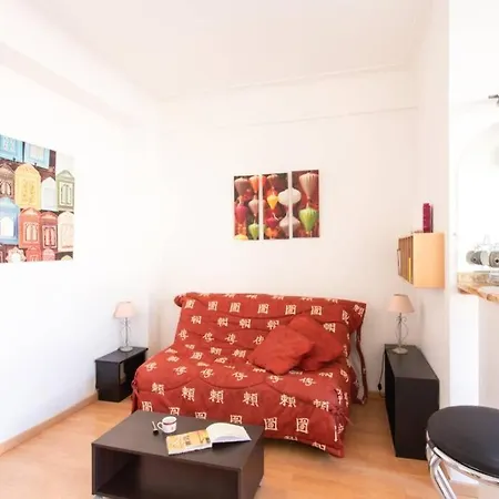 Center - Bright Studio Balcony Wifi & Aircon *