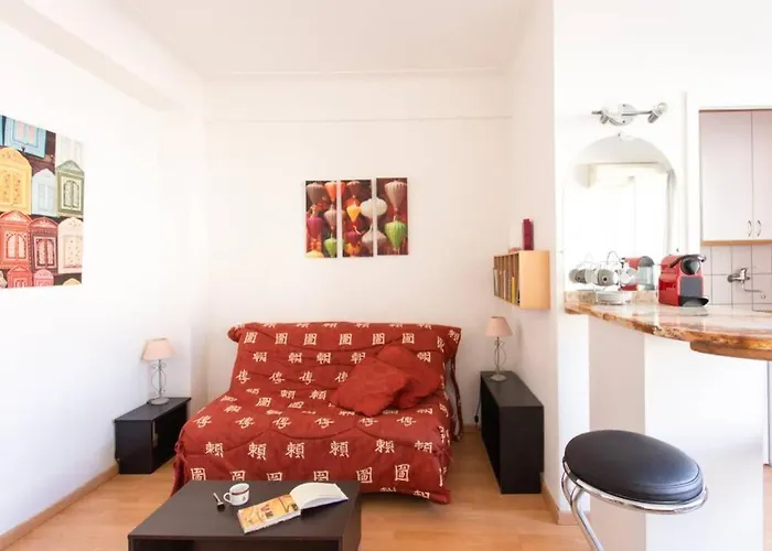 شقة Center - Bright Studio Balcony Wifi & Aircon *